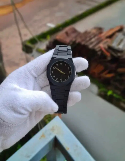 BLACK Arabic aura watch